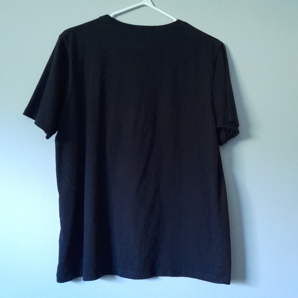 Hello Kitty Uniqlo UT Yuni Yoshida T-Market T-Shirt Medium Black - Picture 10 of 11